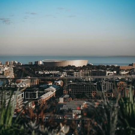"Lykke On Bree" - Unique Apartment With Stunning Table Mountain Views Кейптаун Екстериор снимка