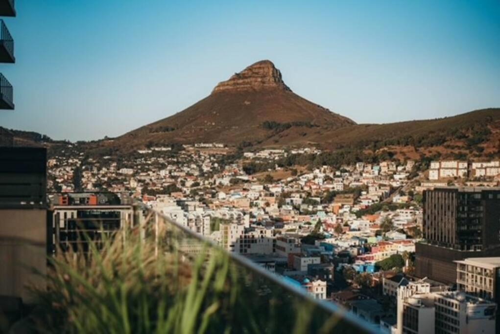 "Lykke On Bree" - Unique Apartment With Stunning Table Mountain Views Кейптаун Екстериор снимка