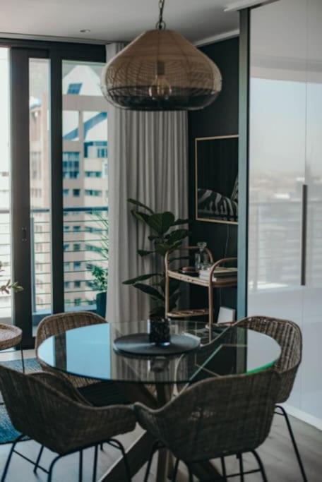 "Lykke On Bree" - Unique Apartment With Stunning Table Mountain Views Кейптаун Екстериор снимка